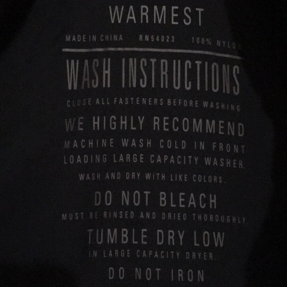 Men’s Gap Puffer Vest - Picture 4 of 6